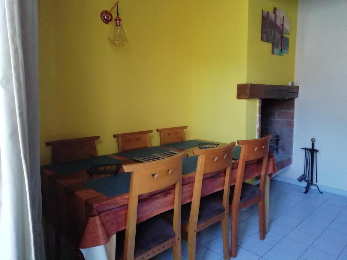 Le Rouge Robin Villa Fougax-et-Barrineuf Bagian luar foto