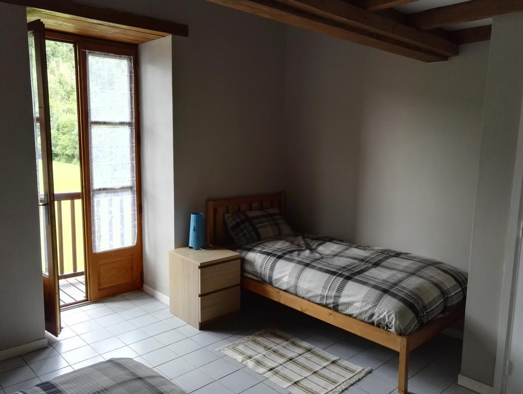 Le Rouge Robin Villa Fougax-et-Barrineuf Bagian luar foto
